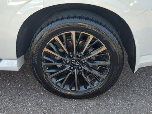 New 2026 INFINITI QX80 Autograph w/ Premium Cargo Package image 5