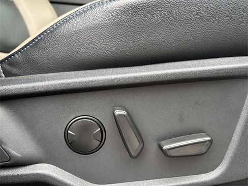 Used 2024 Ford Bronco Wildtrak image 23