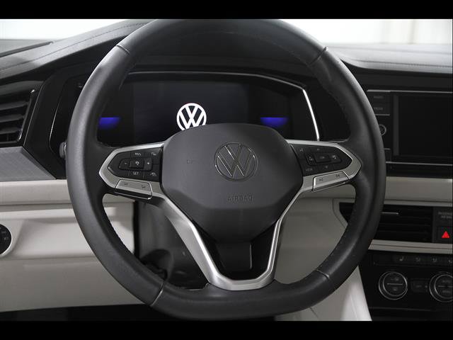 Certified 2023 Volkswagen Jetta SE FWD image 7