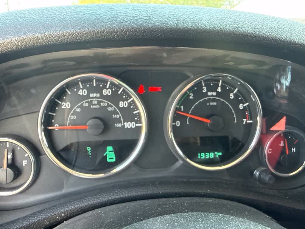 Used 2015 Jeep Wrangler Sport AWD/4WD image 17