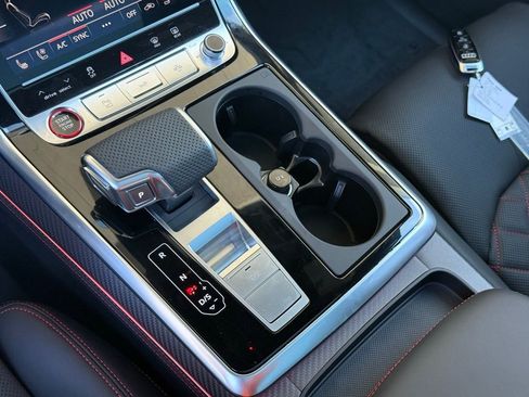 New 2026 Audi SQ7 Prestige AWD/4WD image 33