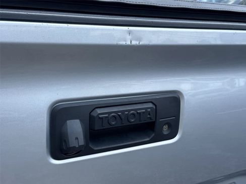 Used 2022 Toyota Tacoma SR AWD/4WD image 10
