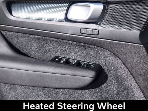 Certified 2025 Volvo XC40 B5 Plus image 11