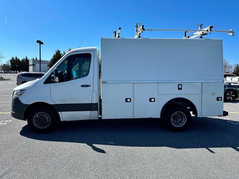 Used 2021 Mercedes-Benz Sprinter 4500 image 7