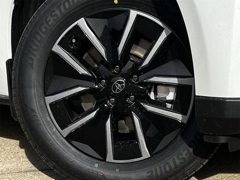 New 2026 Toyota bZ image 25