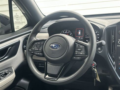 Used 2025 Subaru Forester AWD/4WD image 10
