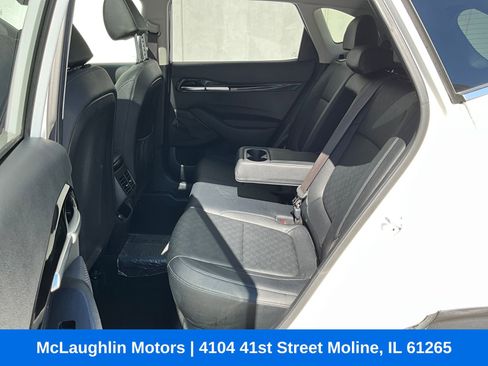 Used 2022 Kia Seltos EX image 11