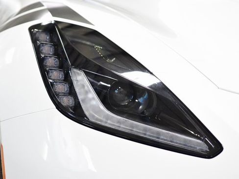 Used 2017 Chevrolet Corvette Stingray Coupe w/ 1LT image 12