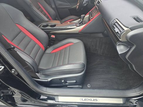 Used 2019 Lexus IS 300 RWD image 22