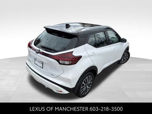 Used 2023 Nissan Kicks SV image 6