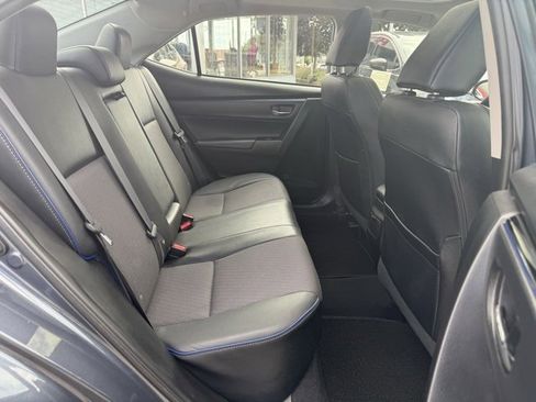 Used 2017 Toyota Corolla SE image 21