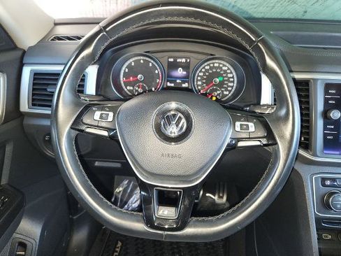 Used 2019 Volkswagen Atlas SE FWD image 24