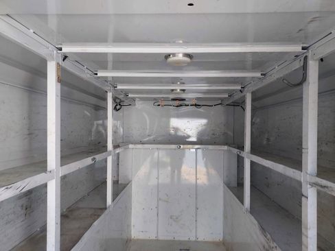 Used 2016 Ford E-350 and Econoline 350 Super Duty image 9