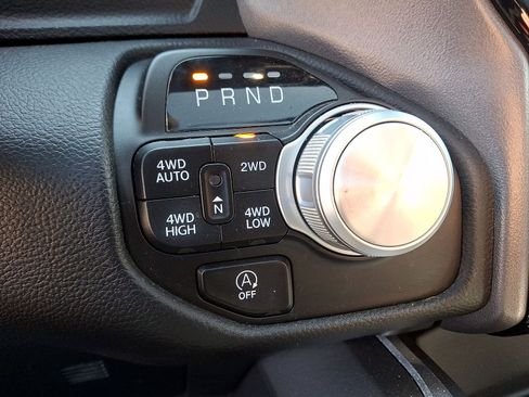 Used 2023 RAM 1500 Laramie AWD/4WD image 12