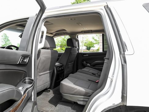 Used 2020 Chevrolet Tahoe LS RWD image 38