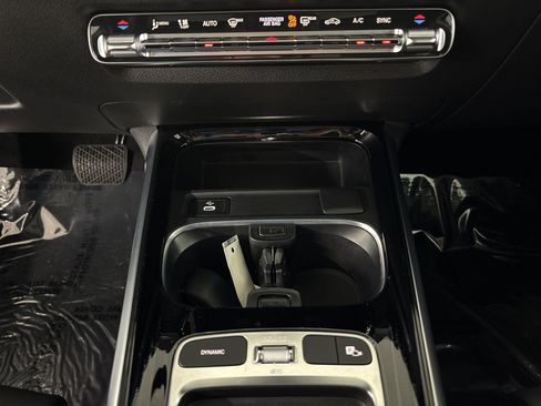 Certified 2026 Mercedes-Benz GLB 250 image 17
