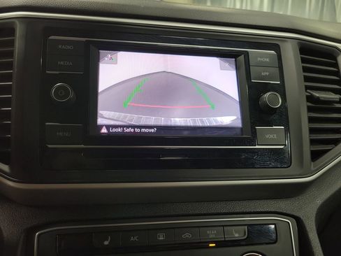Used 2023 Volkswagen Atlas SE AWD/4WD image 18