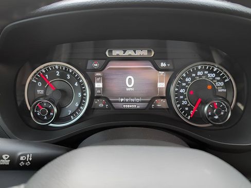 Used 2023 RAM 1500 Laramie image 16