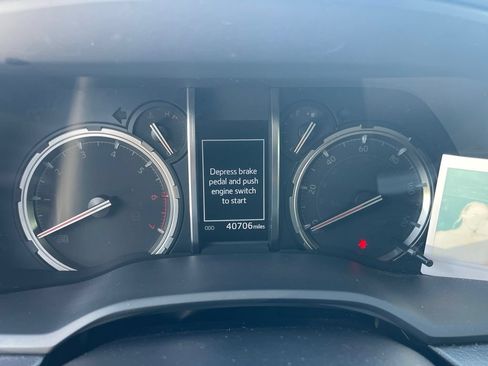 Used 2021 Toyota 4Runner Limited RWD image 7