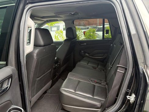 Used 2020 GMC Yukon SLT w/ Premium Edition AWD/4WD image 5