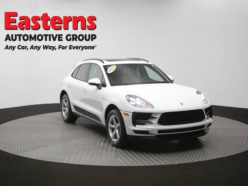 Used 2021 Porsche Macan AWD/4WD image 57