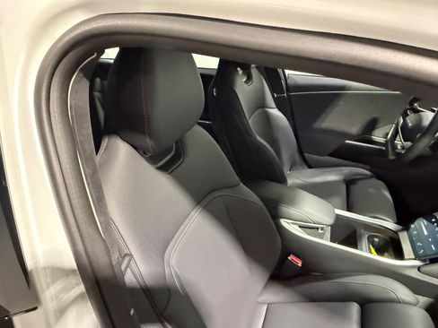 Used 2024 Lucid Air Touring AWD/4WD image 52