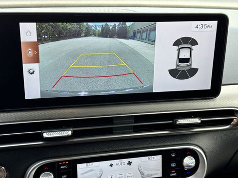 Used 2025 Genesis GV60 RWD image 29