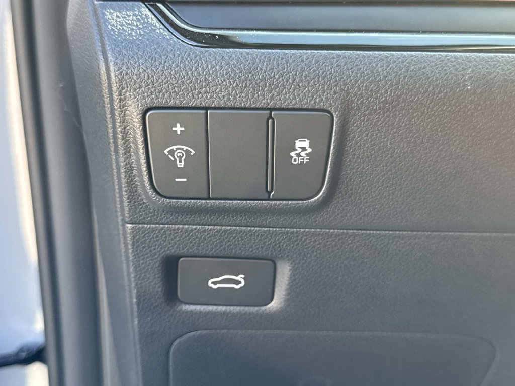 New 2027 Kia K5 GT-Line FWD image 22