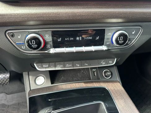 Used 2021 Audi Q5 Prestige w/ Prestige Package AWD/4WD image 25