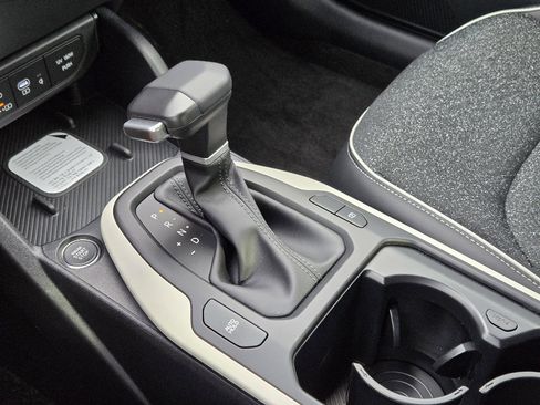 New 2025 Kia K4 GT-Line w/ GT-Line Sunroof Package image 30