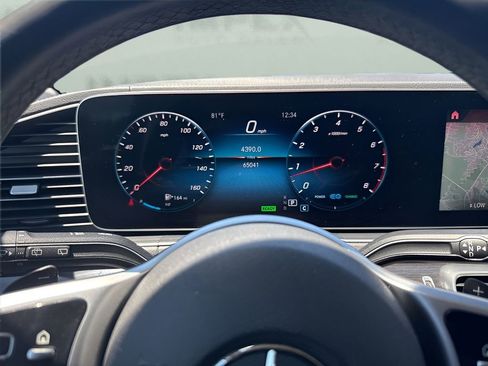 Used 2020 Mercedes-Benz GLS 450 4MATIC image 25