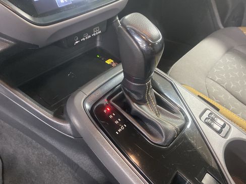 Used 2025 Subaru Crosstrek 2.5i Sport AWD/4WD image 13