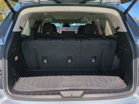 Used 2023 Subaru Ascent Limited w/ Technology Package AWD/4WD image 13