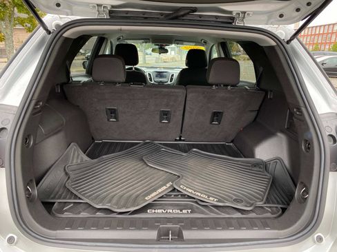 Used 2022 Chevrolet Equinox LT image 6
