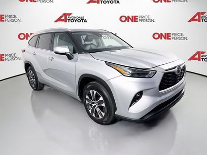 Used 2023 Toyota Highlander XLE