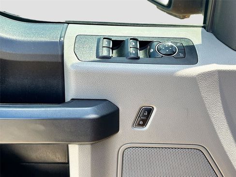 Used 2018 Ford F150 XL w/ Equipment Group 101A Mid RWD image 17