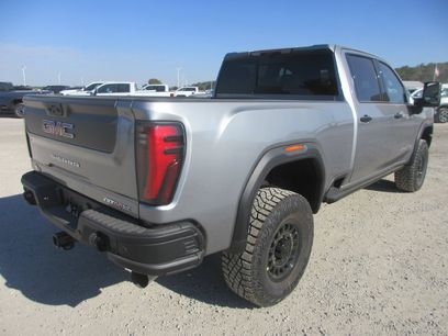 New 2026 GMC Sierra 2500 AT4X w/ AT4X AEV Edition