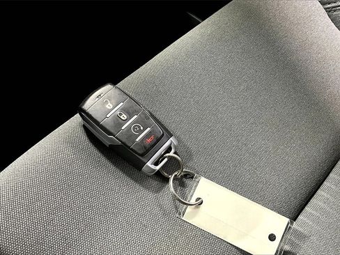 Used 2021 RAM 1500 Big Horn image 33