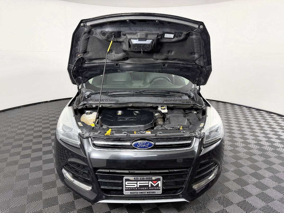 Used 2014 Ford Escape Titanium w/ Equipment Group 401A AWD/4WD image 20