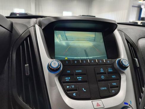 Used 2017 Chevrolet Equinox LT w/ Convenience Package AWD/4WD image 14