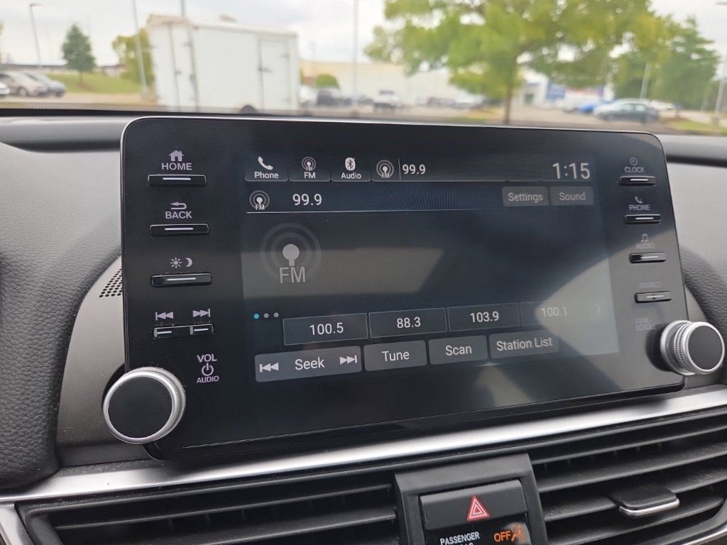 Used 2019 Honda Accord EX-L image 39