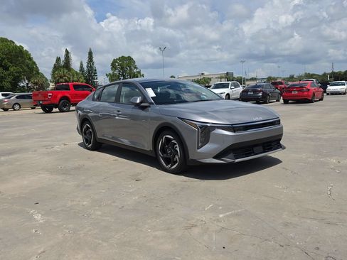 New 2026 Kia K4 GT-Line Turbo FWD image 2
