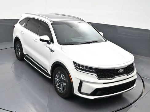 Used 2021 Kia Sorento EX FWD image 25