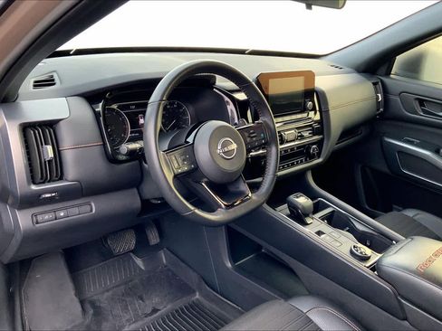 Used 2023 Nissan Pathfinder Rock Creek image 17