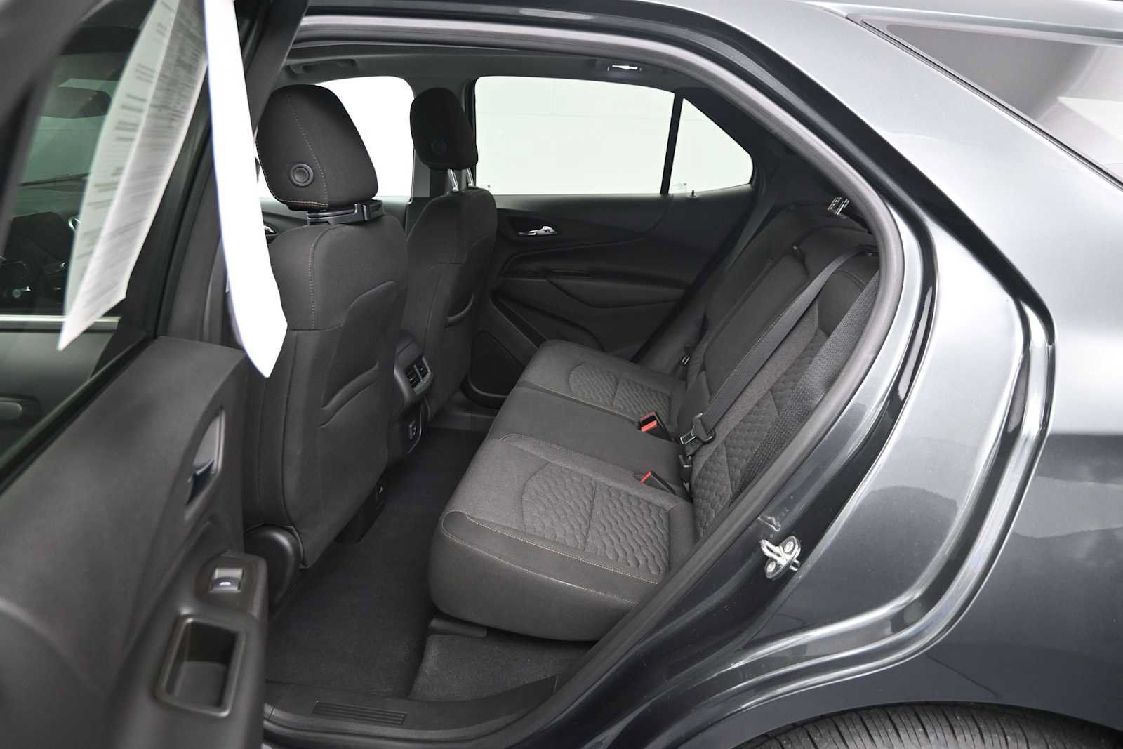 Used 2019 Chevrolet Equinox LT w/ Sun & Navigation Package AWD/4WD image 7