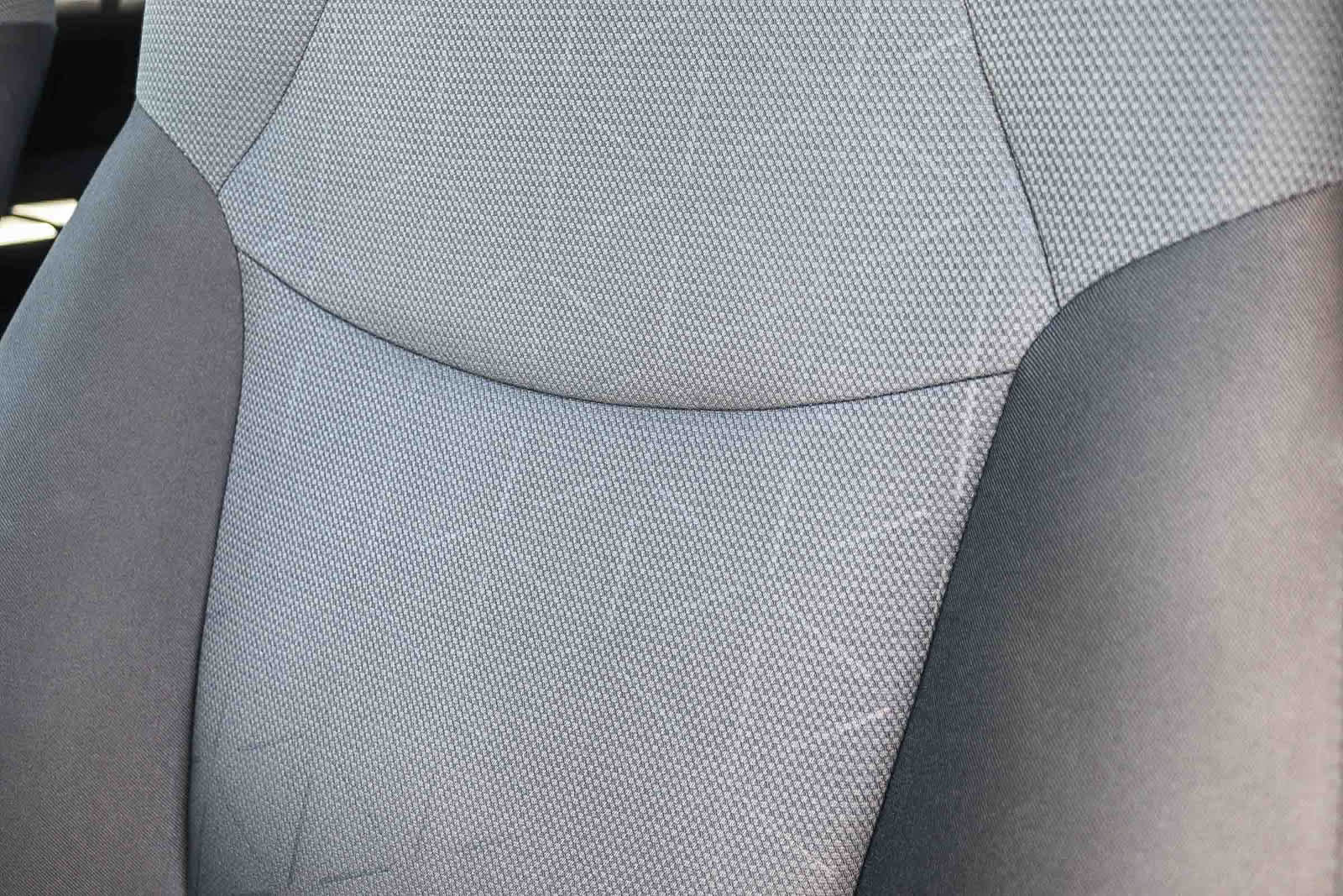 Used 2025 Toyota RAV4 XLE FWD image 21
