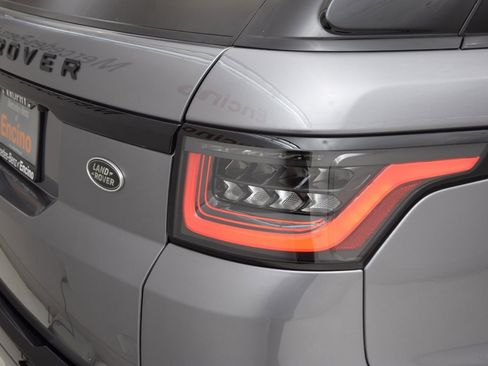 Used 2020 Land Rover Range Rover Sport HSE image 13