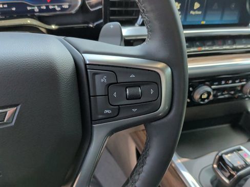 Used 2024 Chevrolet Silverado 1500 LT Trail Boss w/ Convenience Package II AWD/4WD image 18