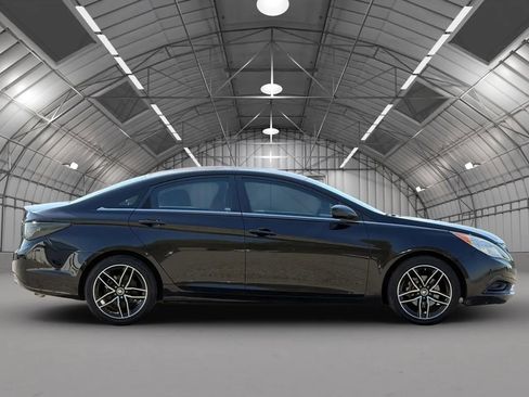 Used 2012 Hyundai Sonata GLS w/ Popular Equipment Pkg FWD image 7