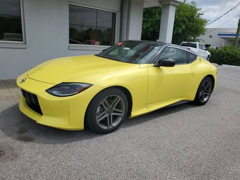 Certified 2024 Nissan Z Sport w/ Floor Mat Package RWD image 11